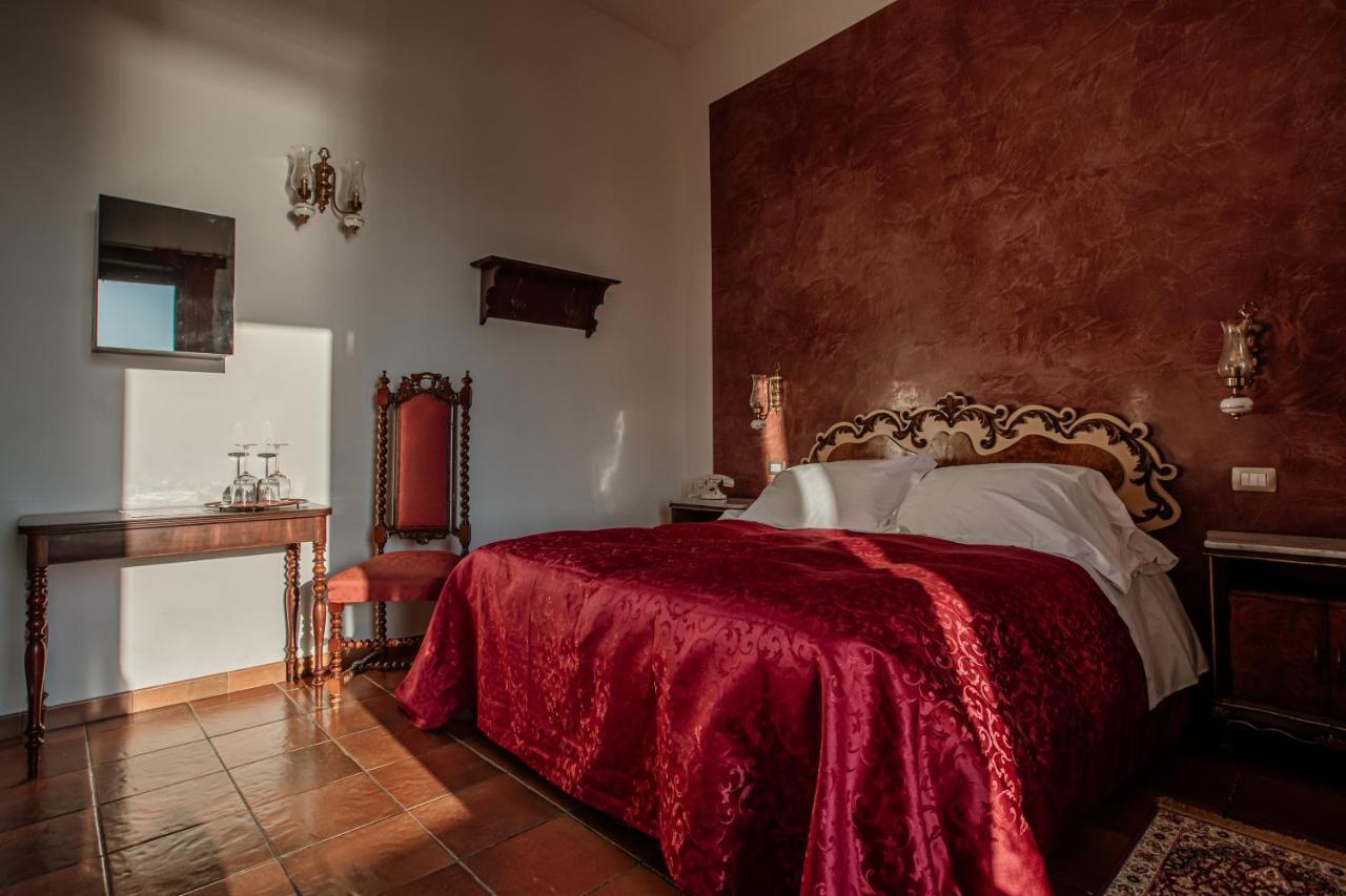 Bed and Breakfast Palazzo Giunta - Porta Marina Ortigia Syracuse Exteriér fotografie