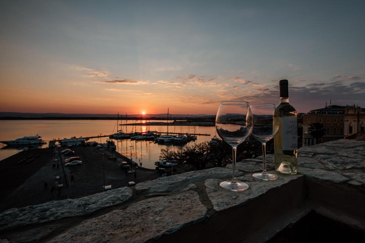 Bed and Breakfast Palazzo Giunta - Porta Marina Ortigia Syracuse Exteriér fotografie