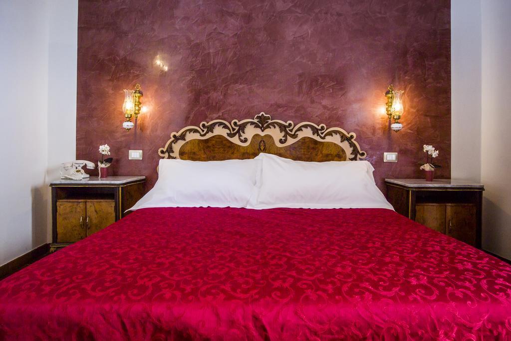 Bed and Breakfast Palazzo Giunta - Porta Marina Ortigia Syracuse Exteriér fotografie
