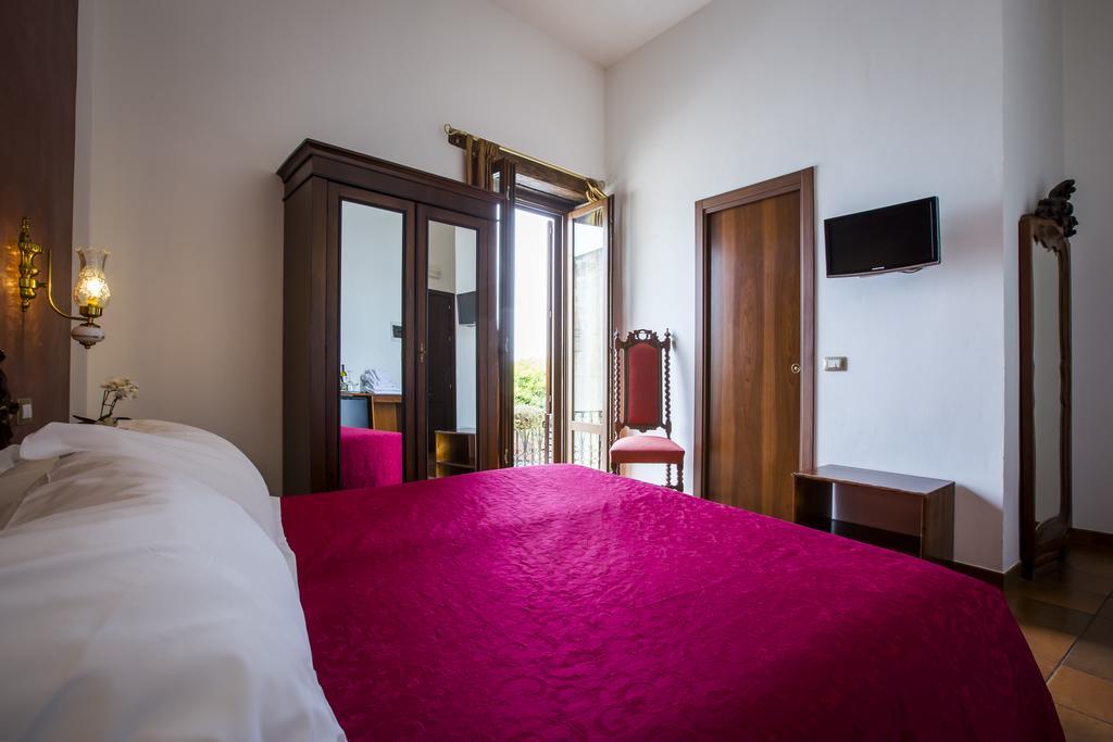 Bed and Breakfast Palazzo Giunta - Porta Marina Ortigia Syracuse Exteriér fotografie